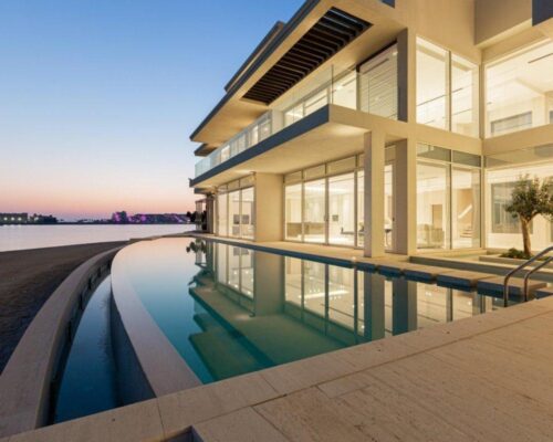 How to Buy a Beachfront Townhouse in Dubai